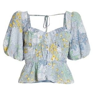 ASTR THE LABEL Clairemont Ruched Puff Sleeve Top